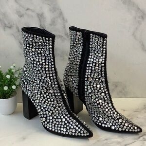 NWOT Jeffrey Campbell Elegant Black Rhinestone Ankle Boots Size 9M